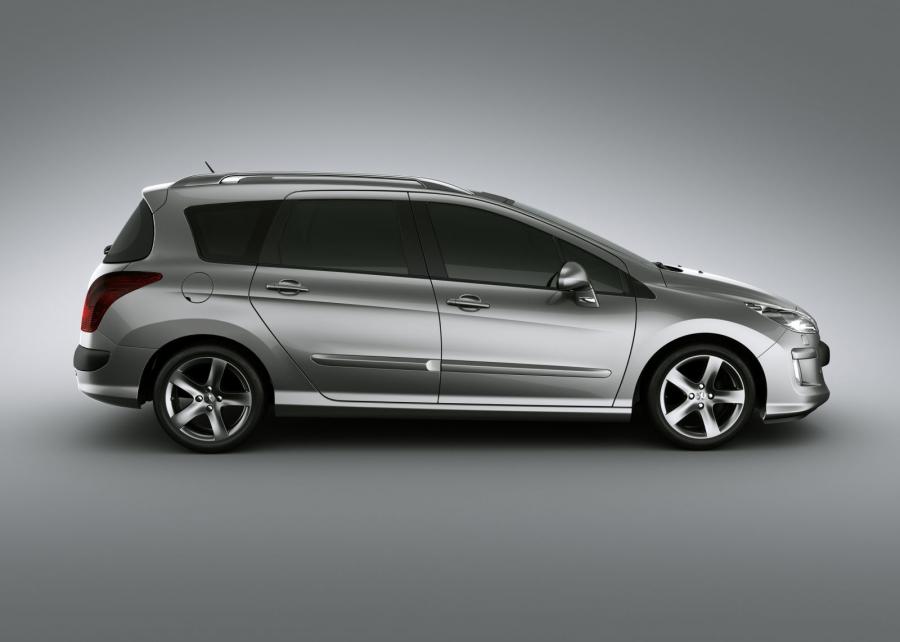  Peugeot 308 SW Prologue Concept 2007 года  (фото 10 из 27)